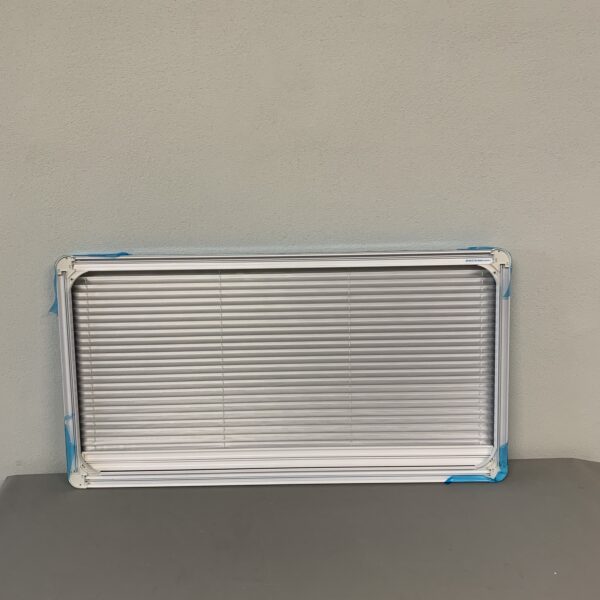 Carbest Innenrahmen für RW ECO mit Insektenschutz und Verdunklungssysteme 1000x500mm