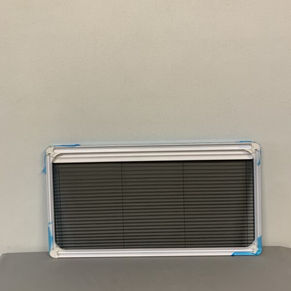 Carbest Innenrahmen für RW ECO mit Insektenschutz und Verdunklungssysteme 1000x500mm