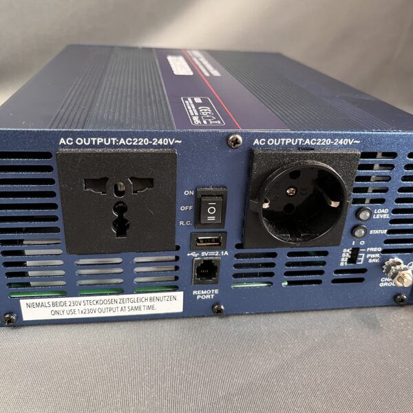 Carbest Sinus Power Inverter 2000W Wechselrichter