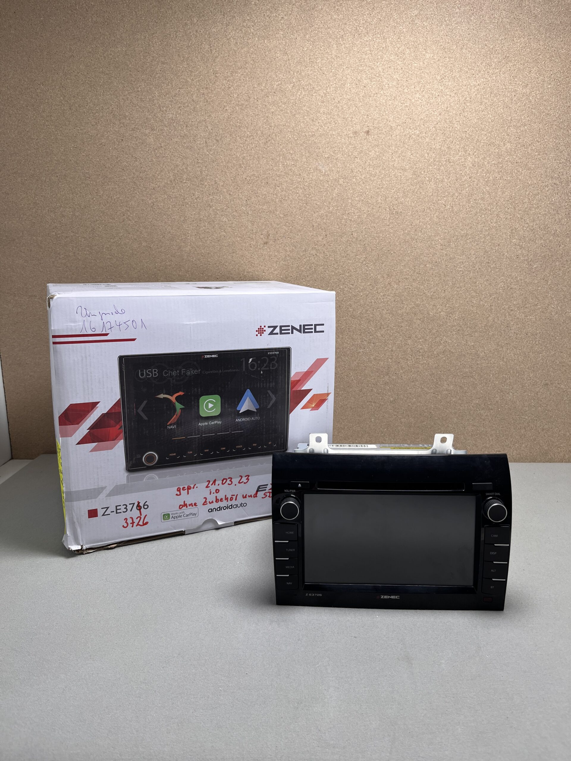 Zenec Z-E3762 Naviceiver Fiat Ducato ohne Zubehör & SD Karte