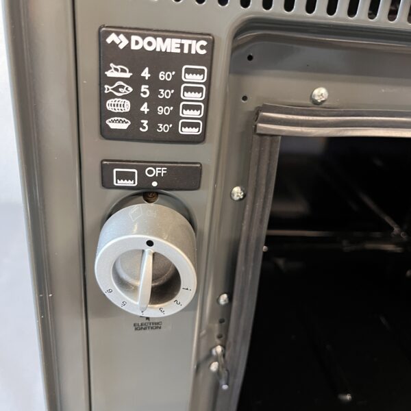 Dometic Backofen SMEV 30 Liter DIN R FO 390