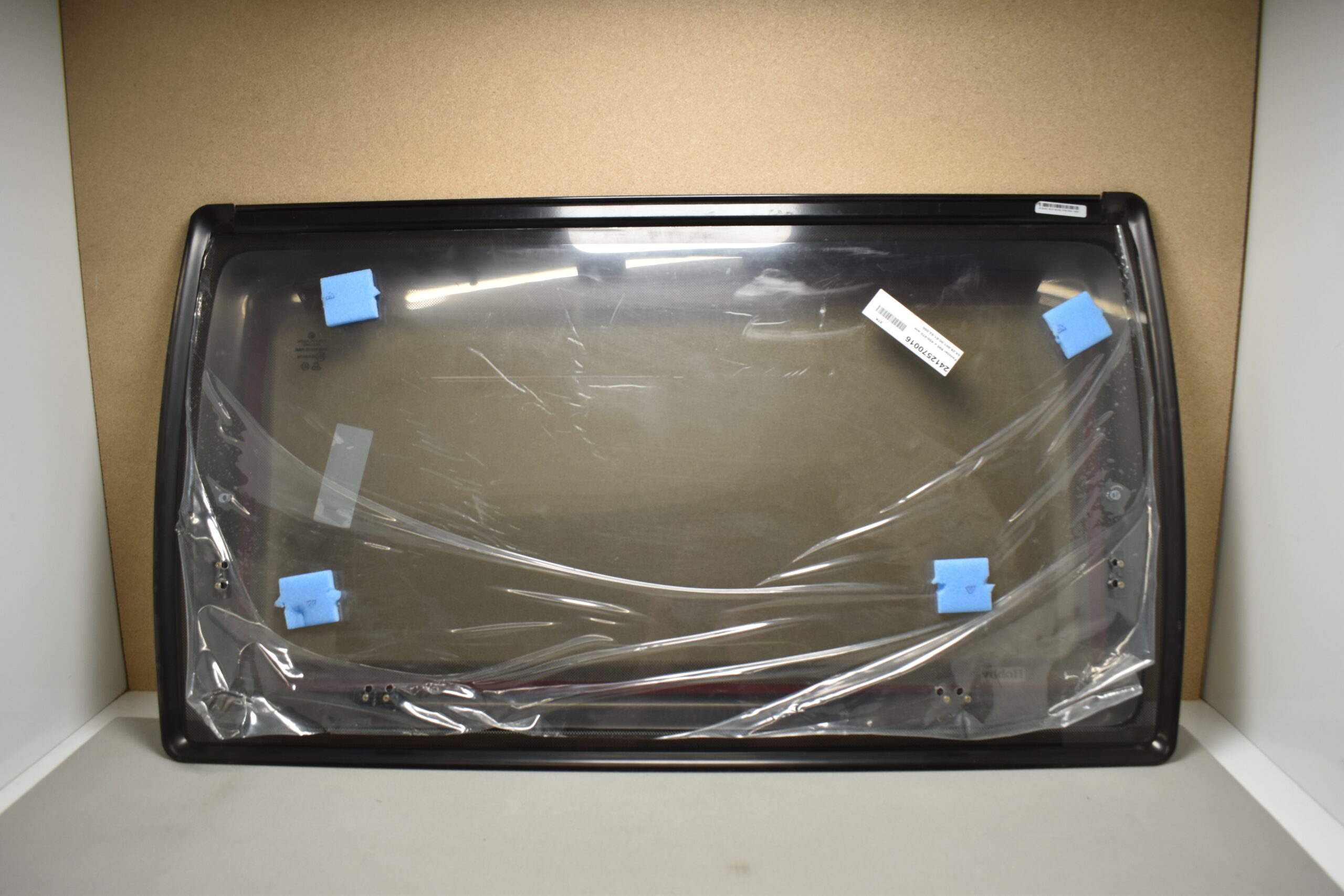 Ausstellfenster Polyplastic 890 x 450/470 mm