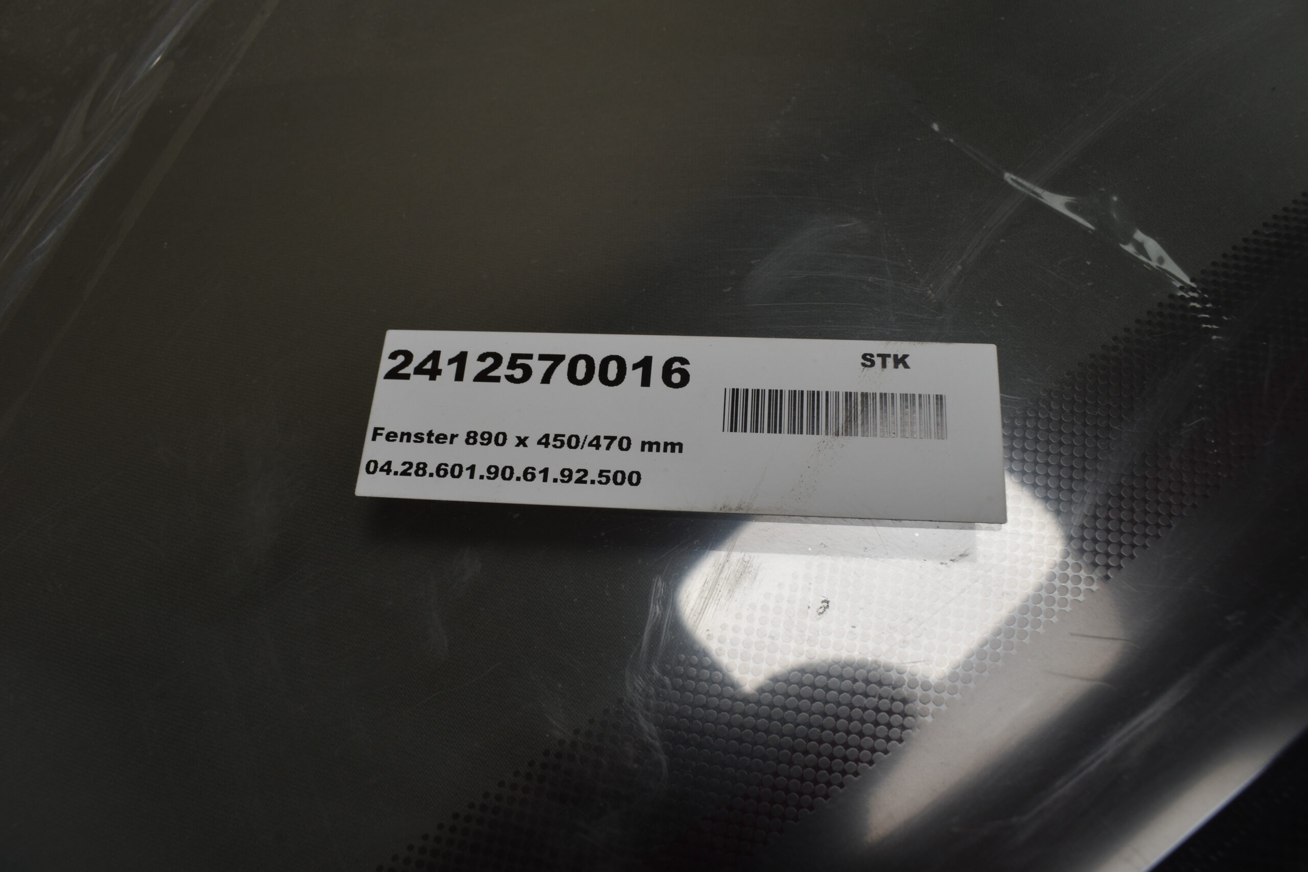 Ausstellfenster Polyplastic 890 x 450/470 mm