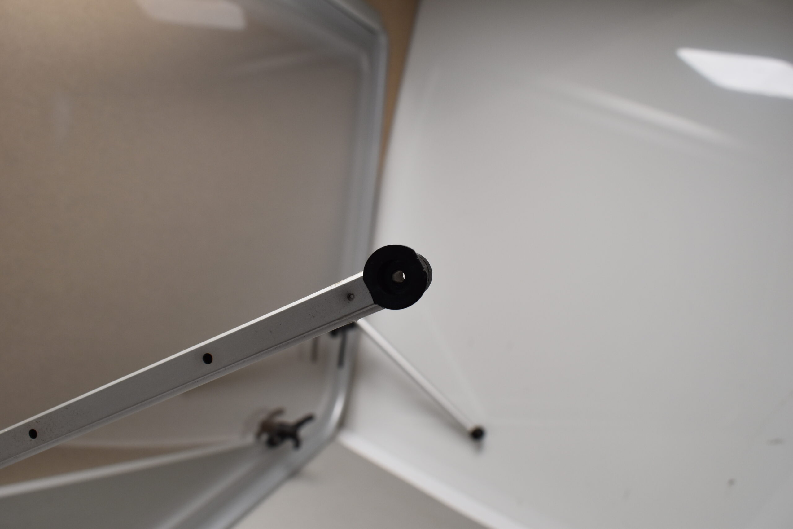 Ausstellfenster Dometic 900 x 550 mm