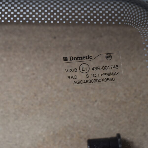 Ausstellfenster Dometic 900 x 550 mm