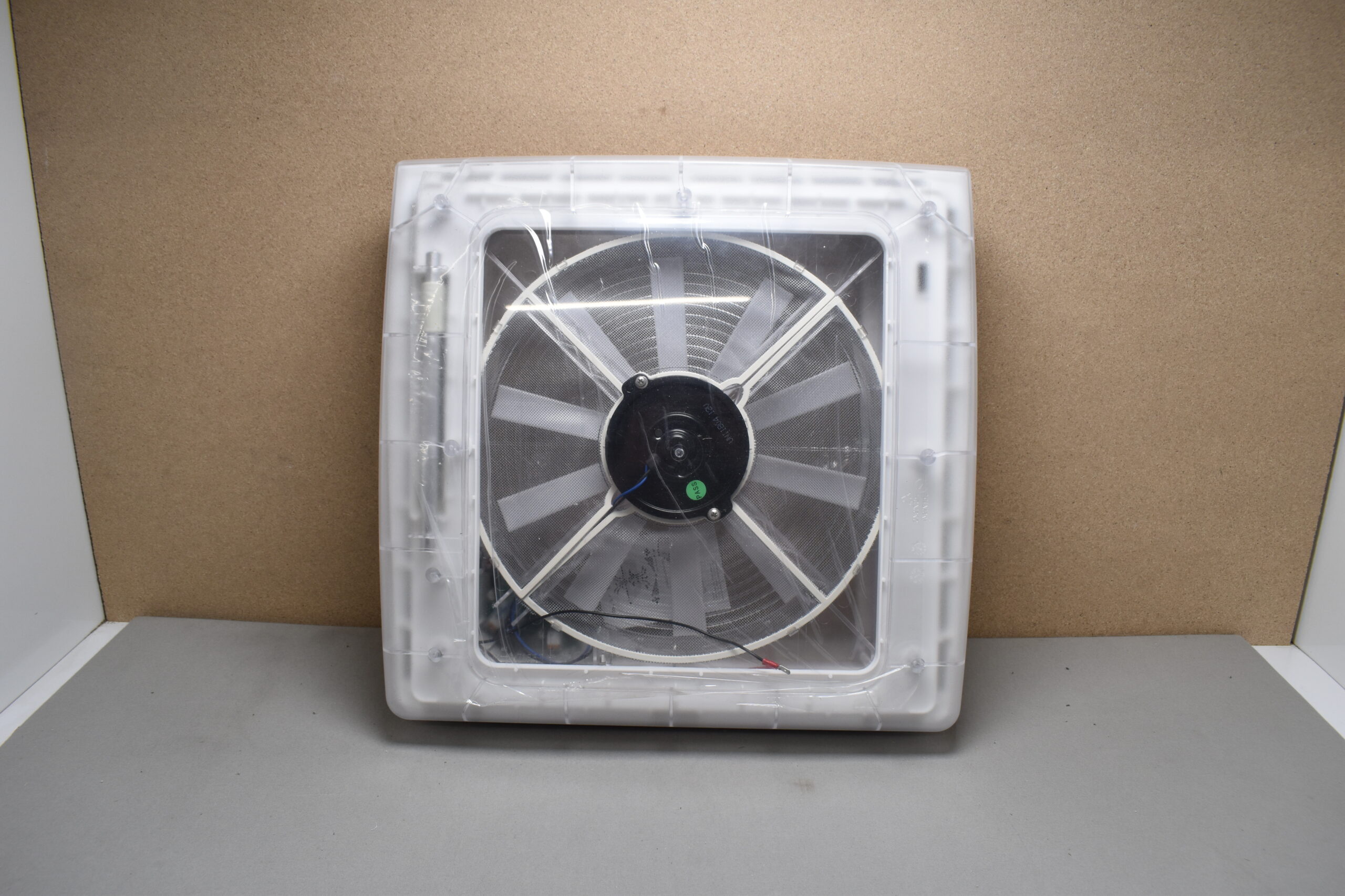 Lüfter Dachluke Thule 40x40cm