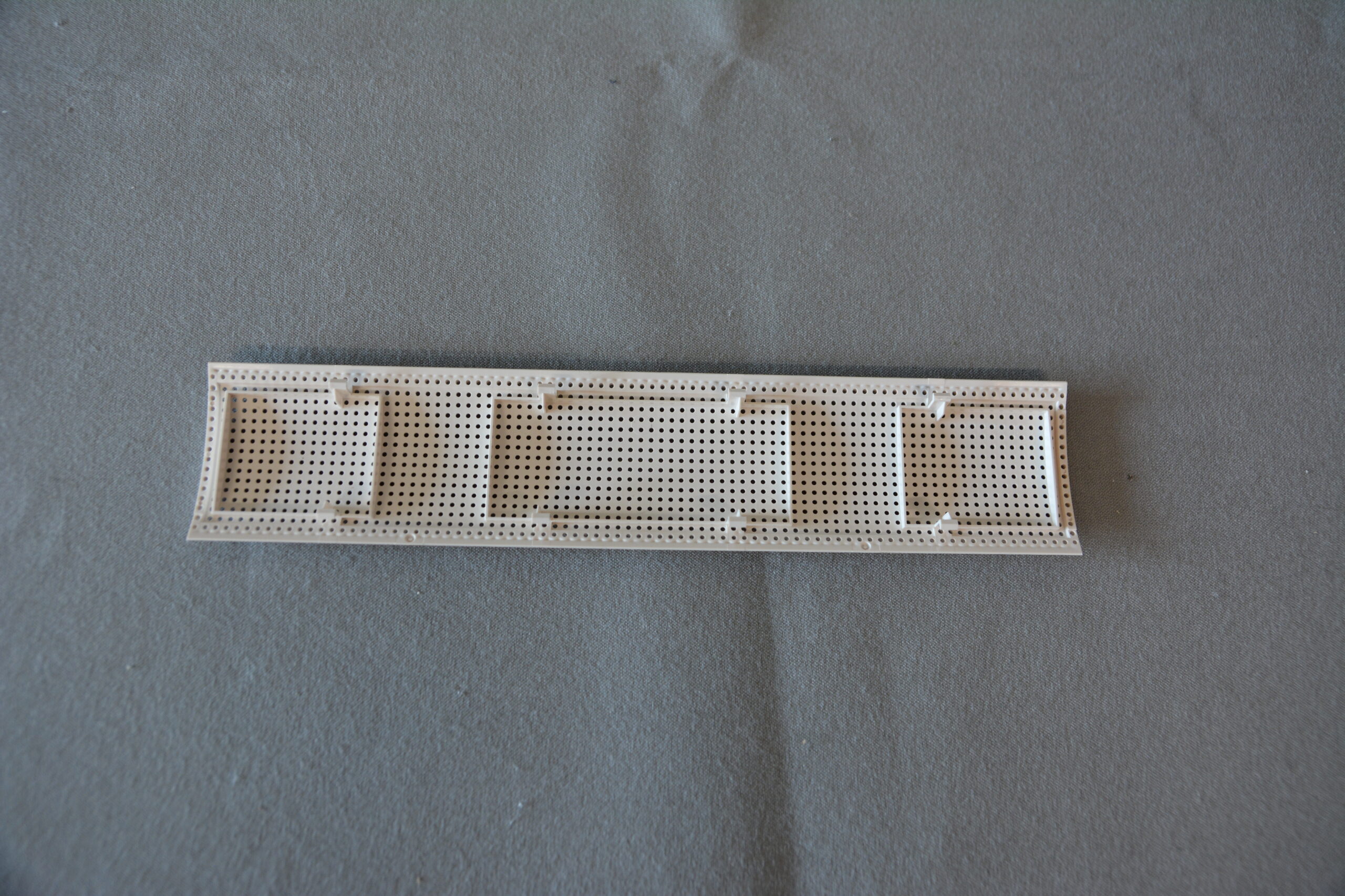 Dometic Heki mit Rollo und Fliegengitter