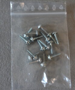 Dometic Heki mit Rollo und Fliegengitter