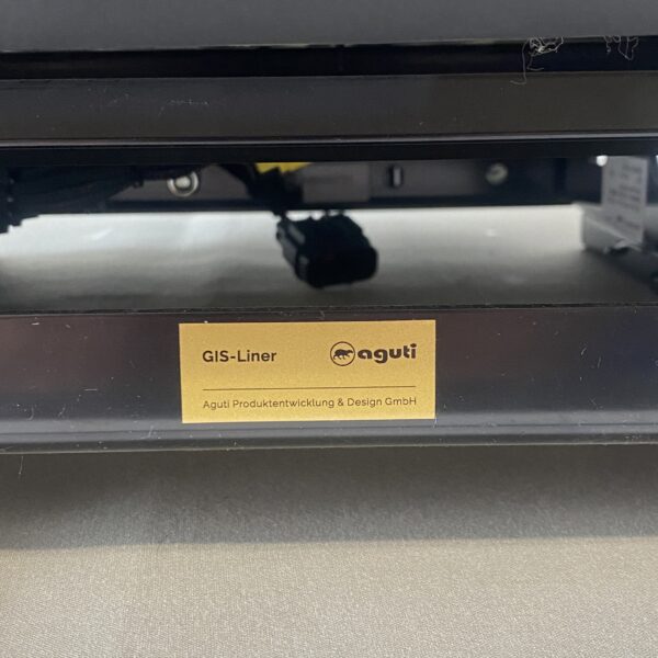 Aguti Fahrersitz Gis Liner, Schwarz (Kunstleder) / Grau Stoff