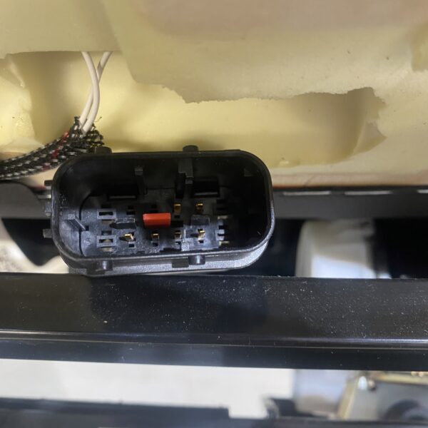 Aguti Fahrersitz Gis Liner, Schwarz (Kunstleder) / Grau Stoff