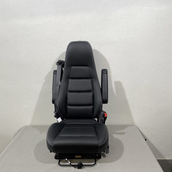 Aguti  Beifahrersitz Gis Liner, Leder Black