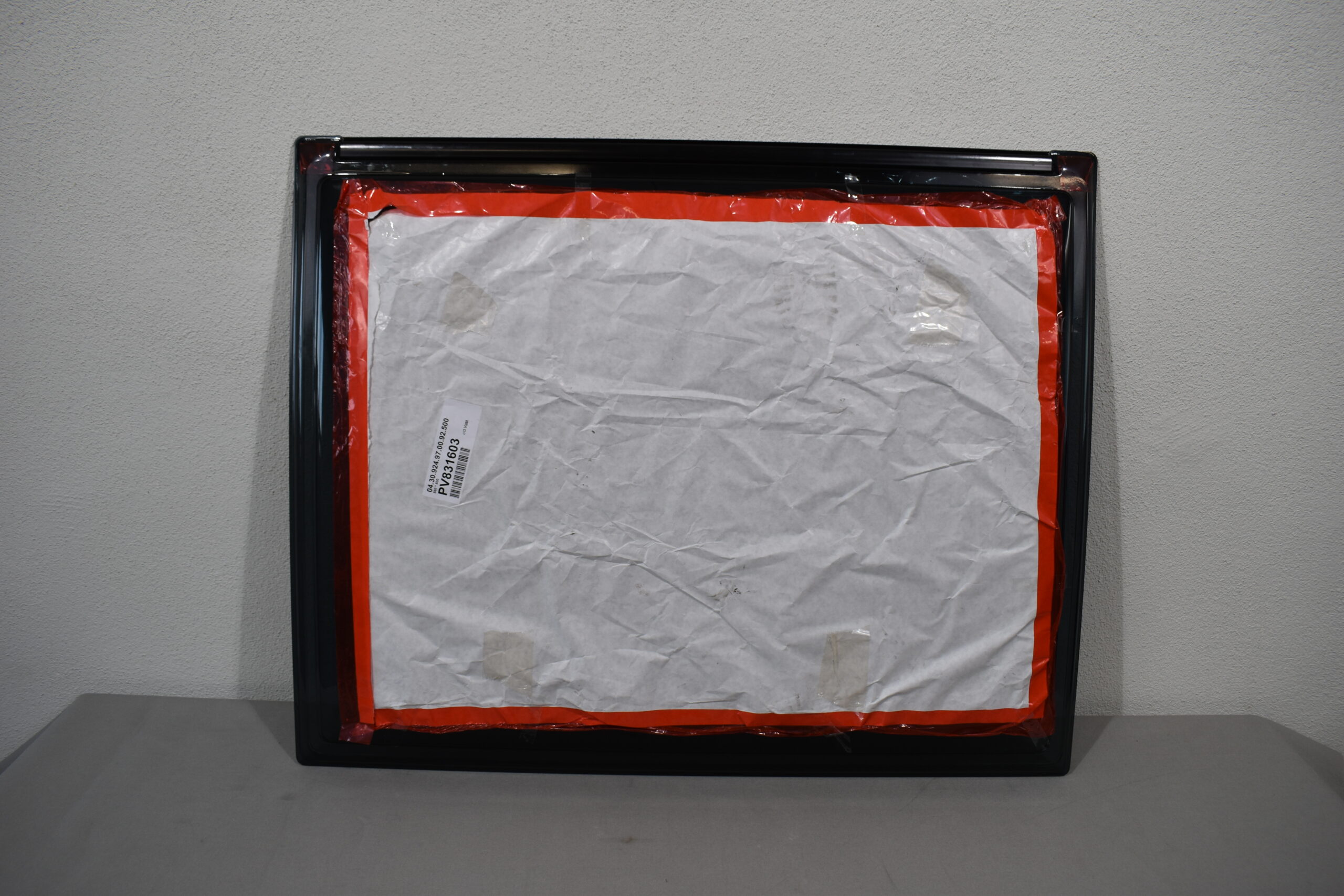 Polyplatic Vorgehängtes Heckfenster 560x500 mm schwarz