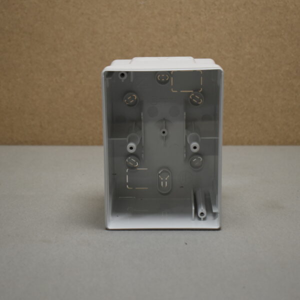 Makel Sicherungskasten / Verteiler / Unterverteiler / Aufputzkasten Transparent