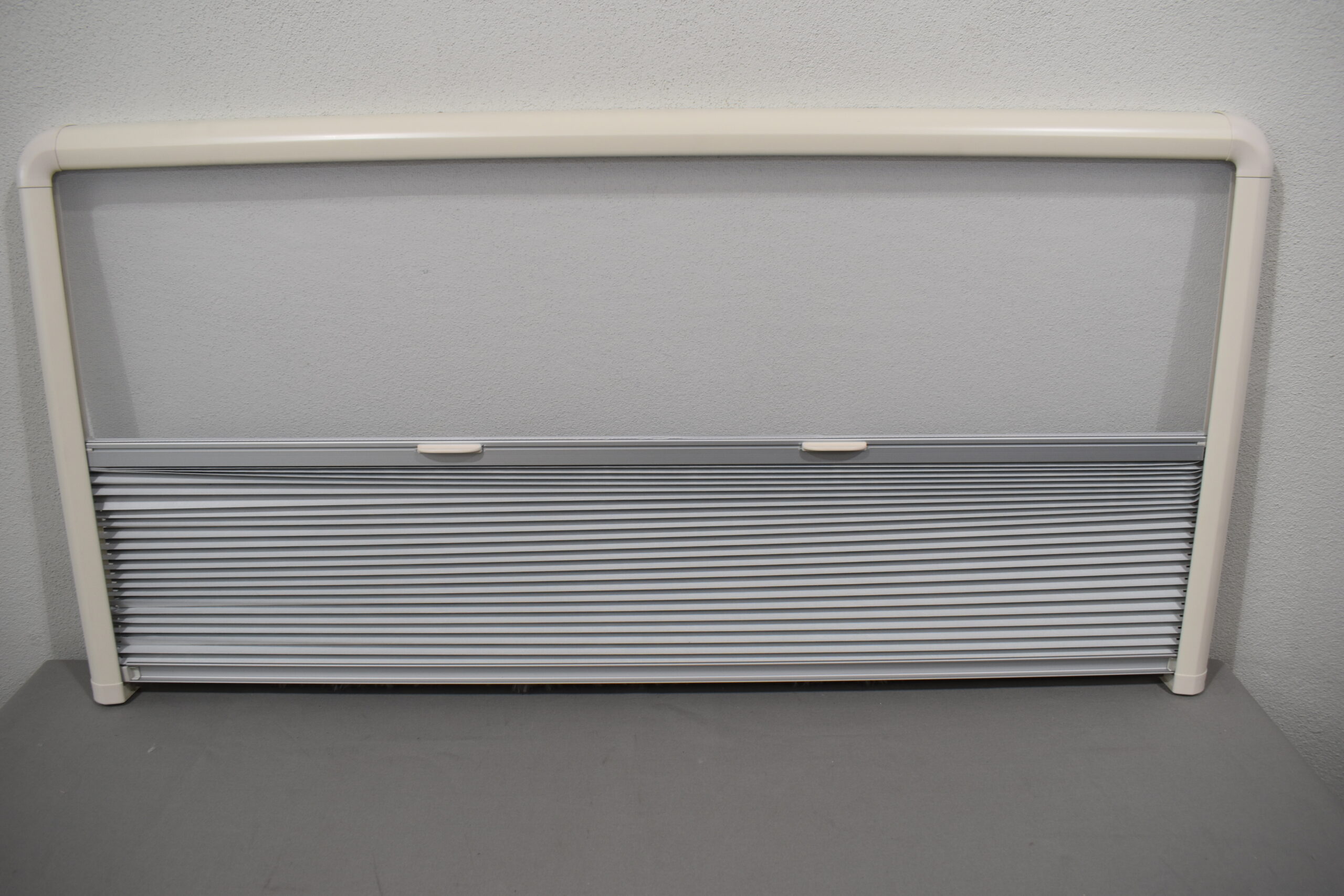 Remiflair 4 Kombi-Rollo MJ19-Renault T Bughaubenfenster weiß