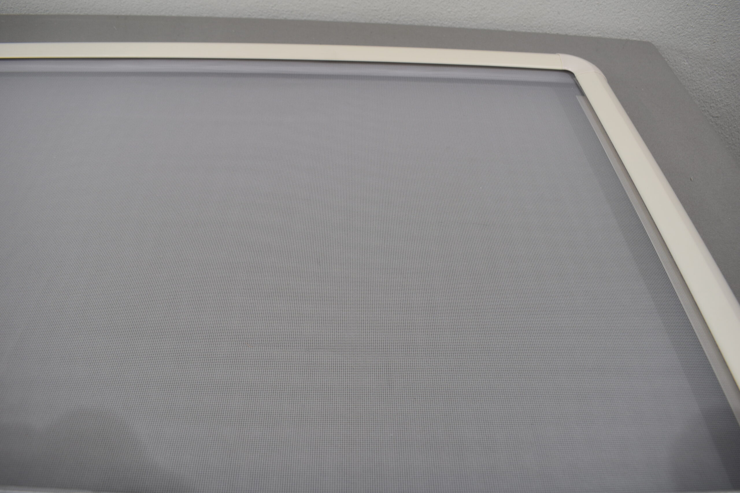 Remiflair 4 Kombi-Rollo MJ19-Renault T Bughaubenfenster weiß