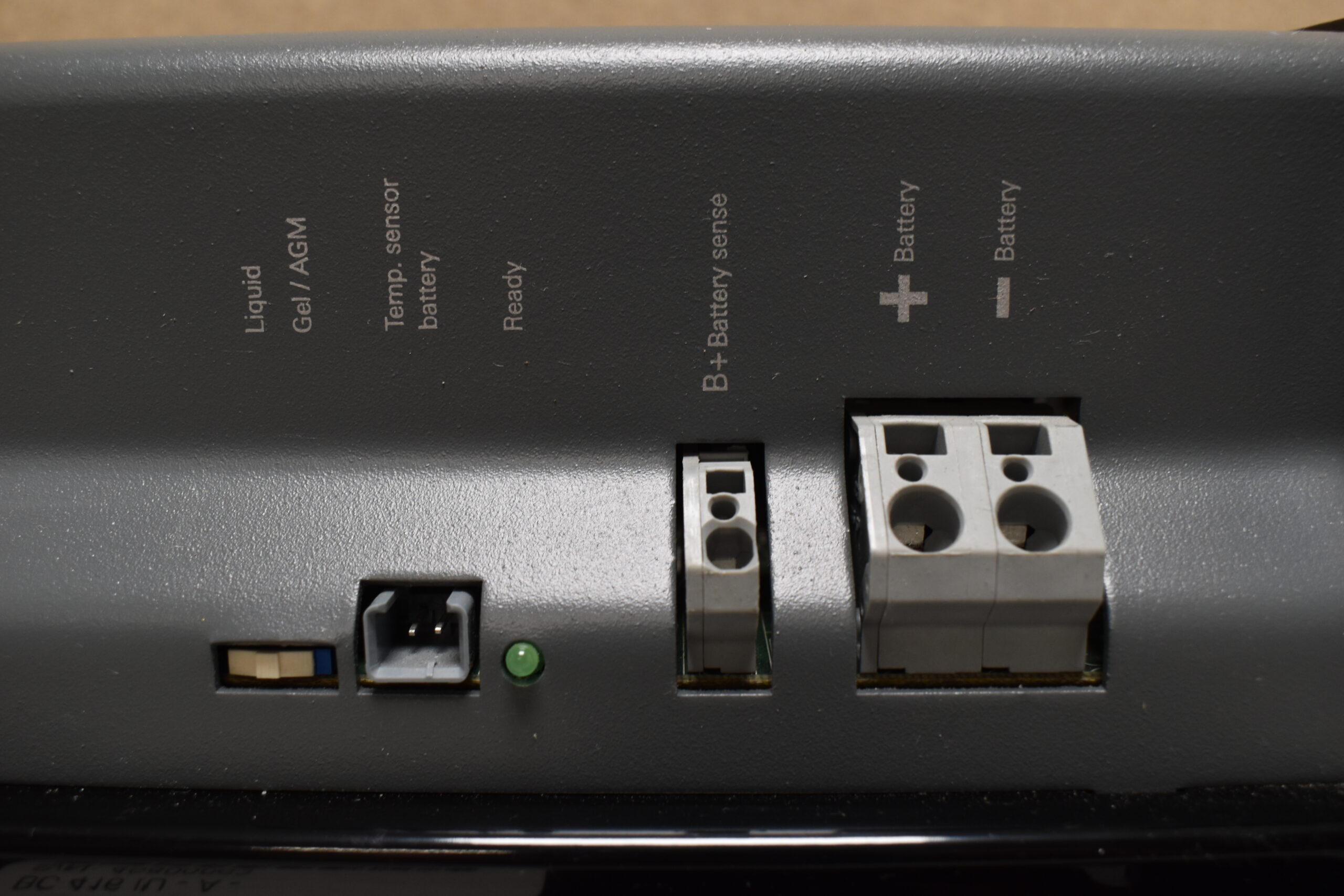 Truma Battery Charger BC416IU Ladeautomat