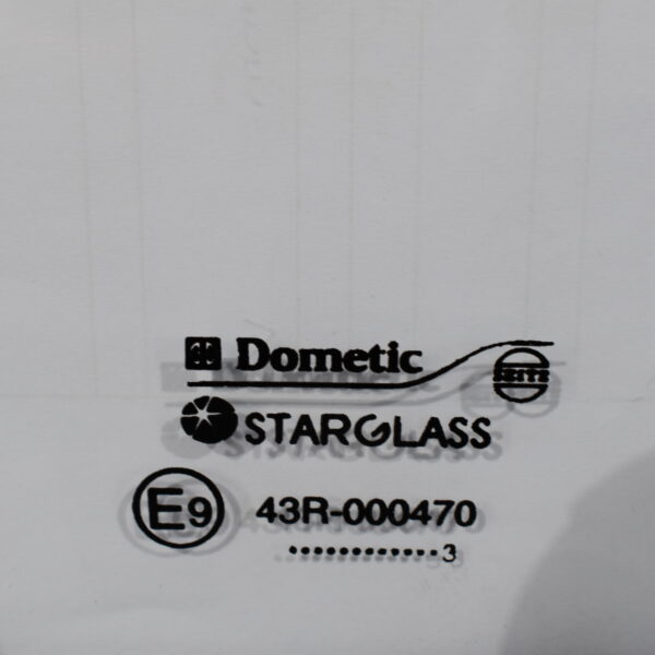 Dometic Schiebefenster S7 links 1300x720mm