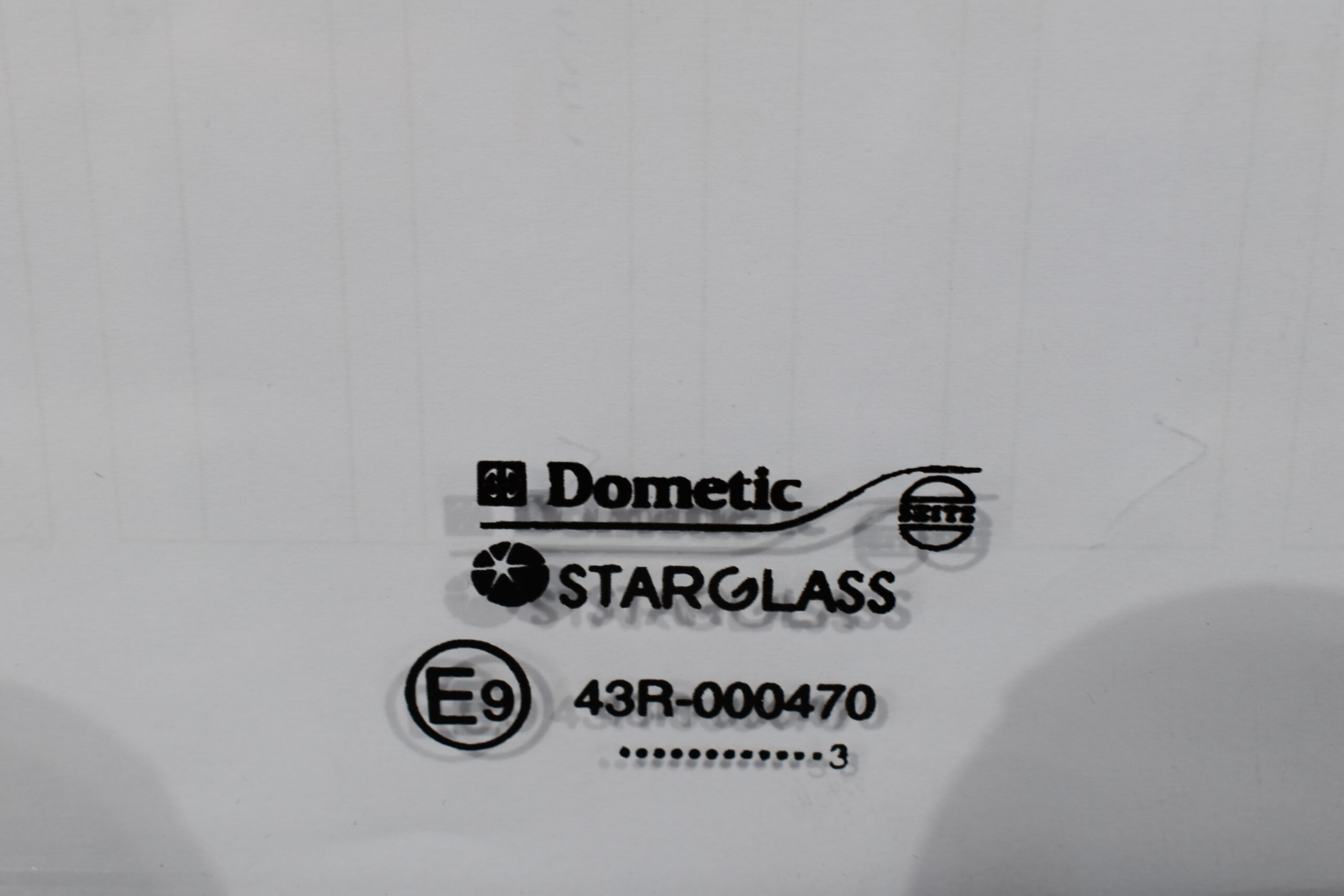 Dometic Schiebefenster S7 links 1300x720mm