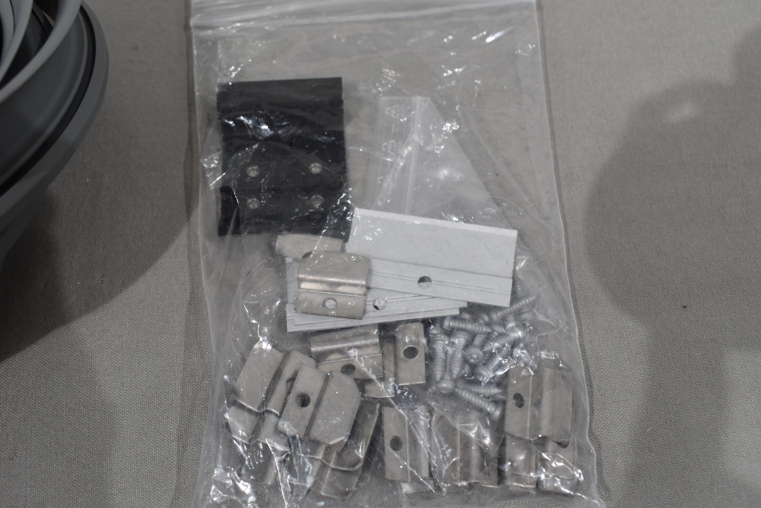 Dometic Schiebefenster S7 links 1300x720mm