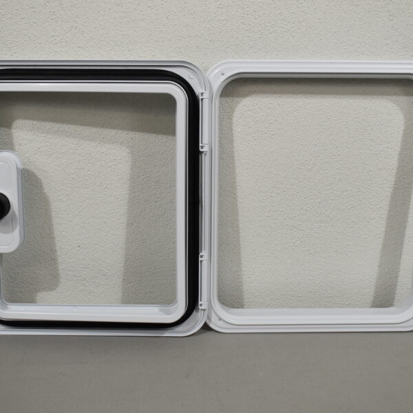 Serviceklappe Kassettentoilette 370x320mm weiß