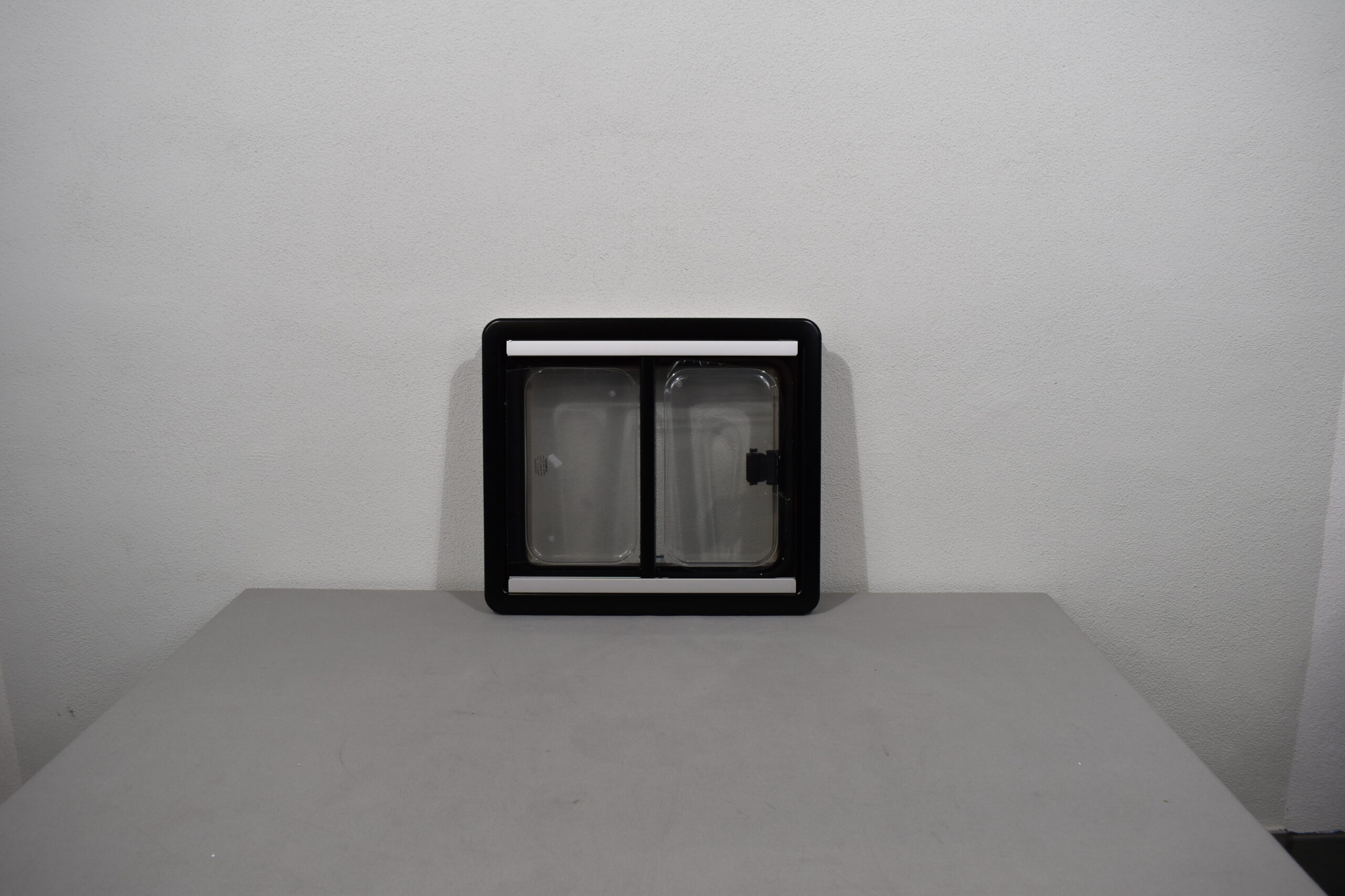 Dometic Schiebefenster S4 500 x 450mm weiß