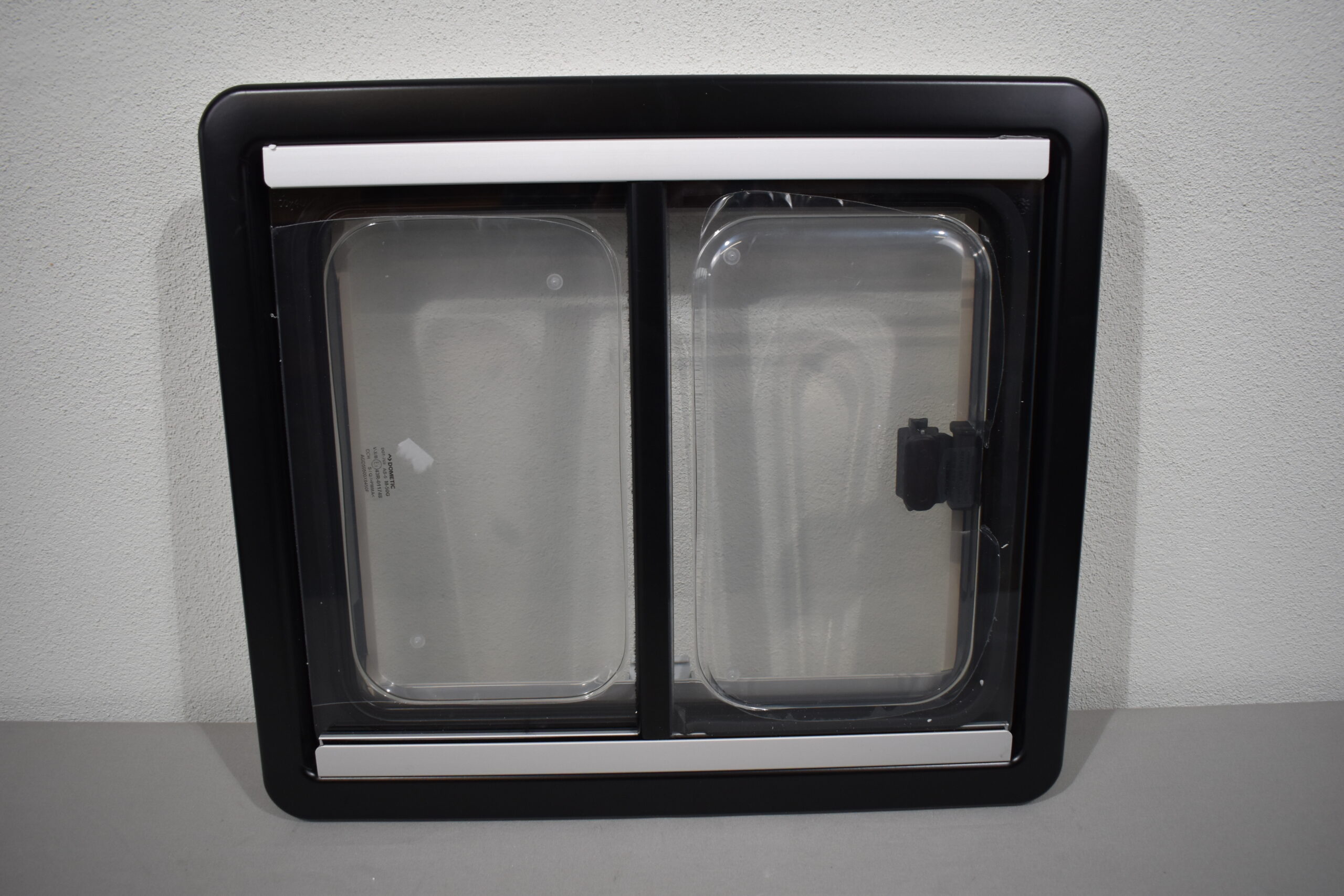 Dometic Schiebefenster S4 500 x 450mm weiß