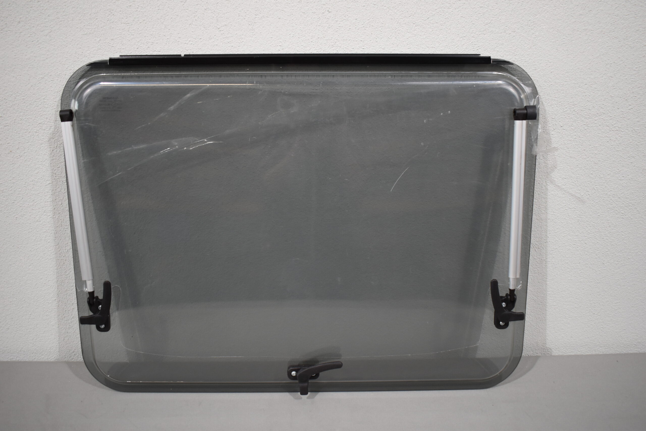 Dometic Ausstellscheibe 700x520mm