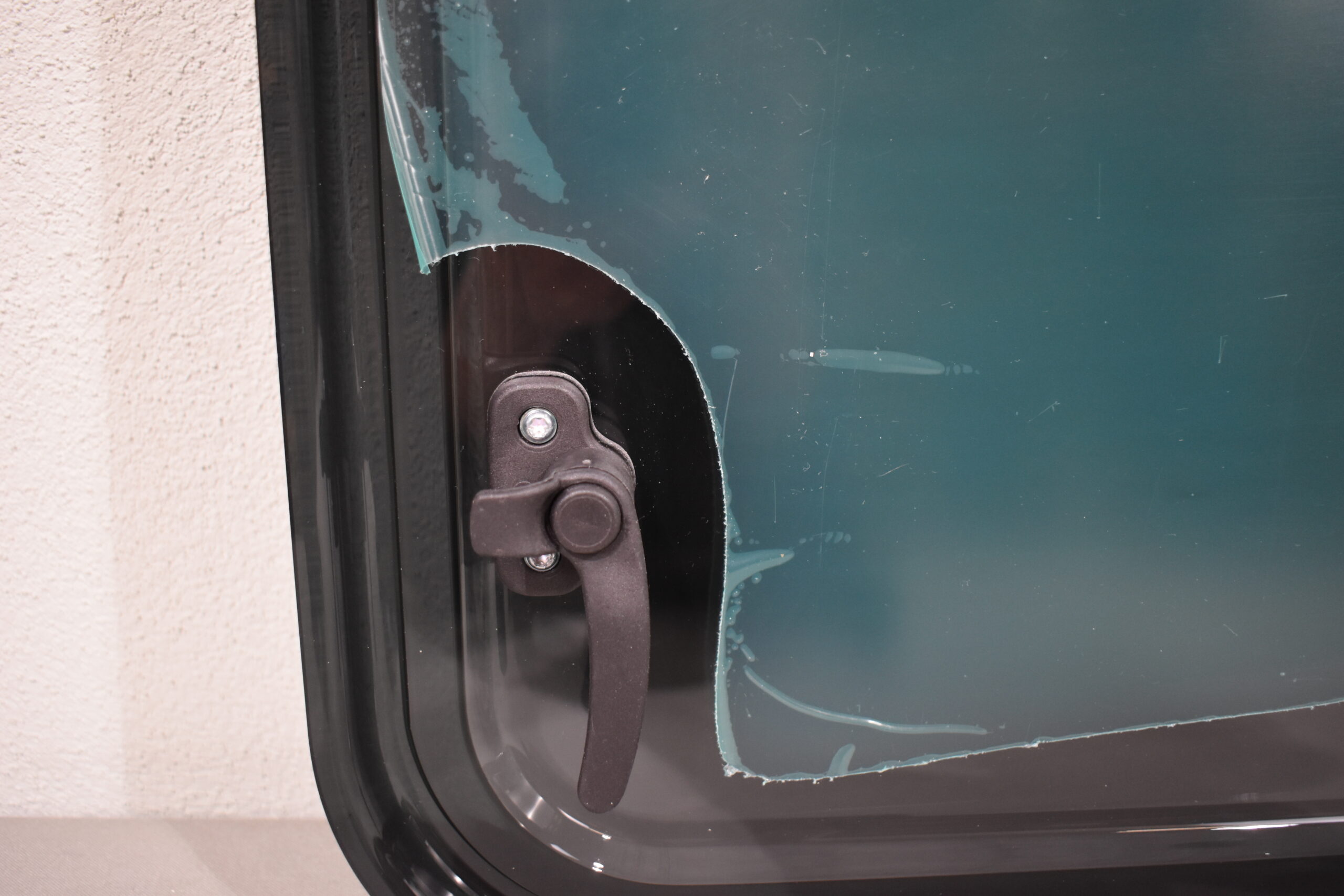 Dometic Ausstellscheibe 700x400mm