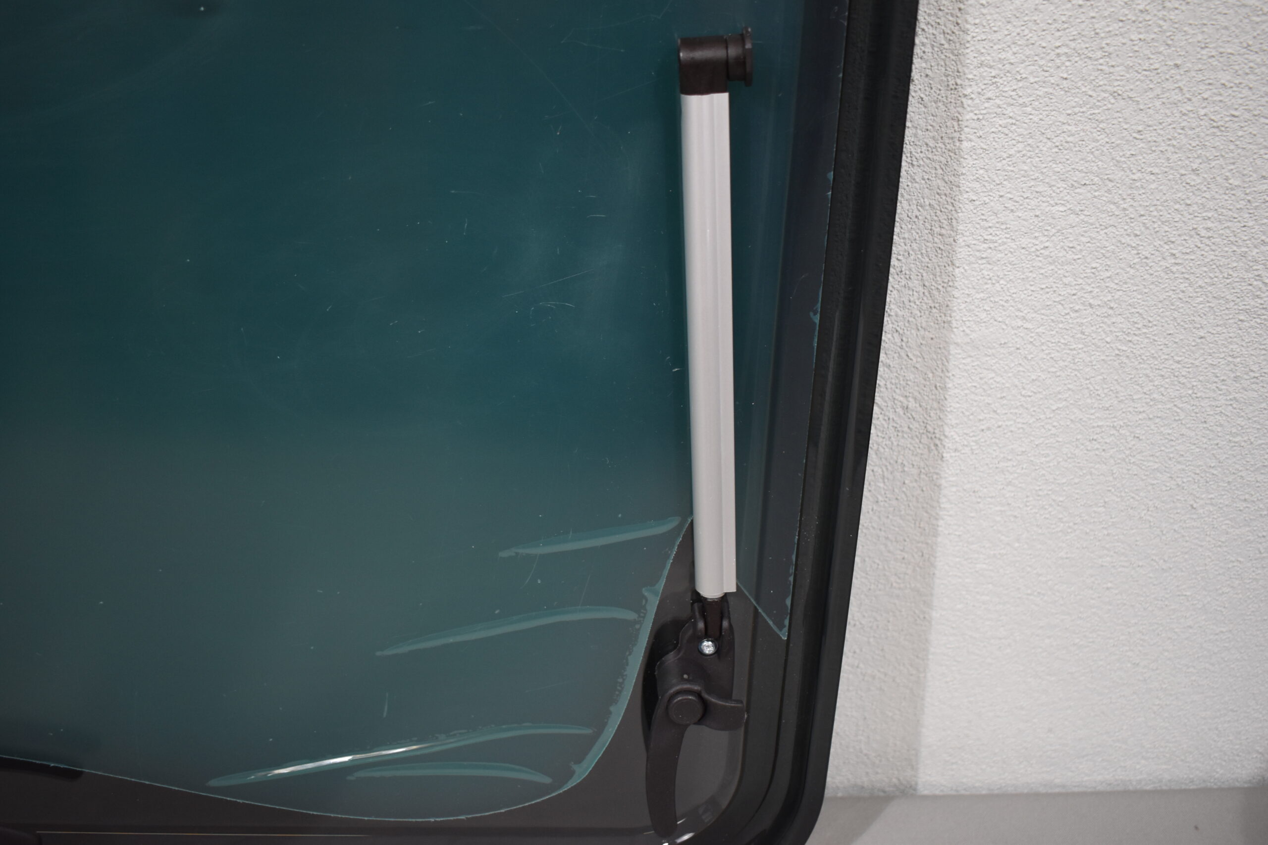 Dometic Ausstellscheibe 700x400mm