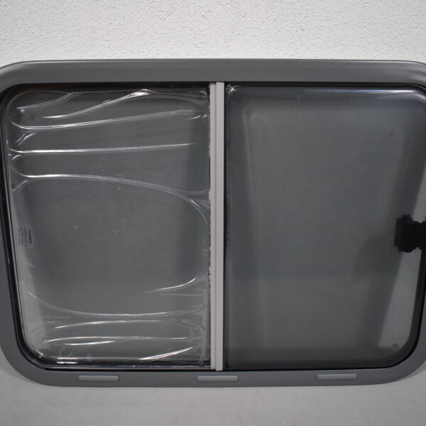 Dometic Schiebefenster 700x500mm S7