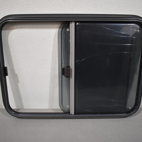 Dometic Schiebefenster 700x500mm S7