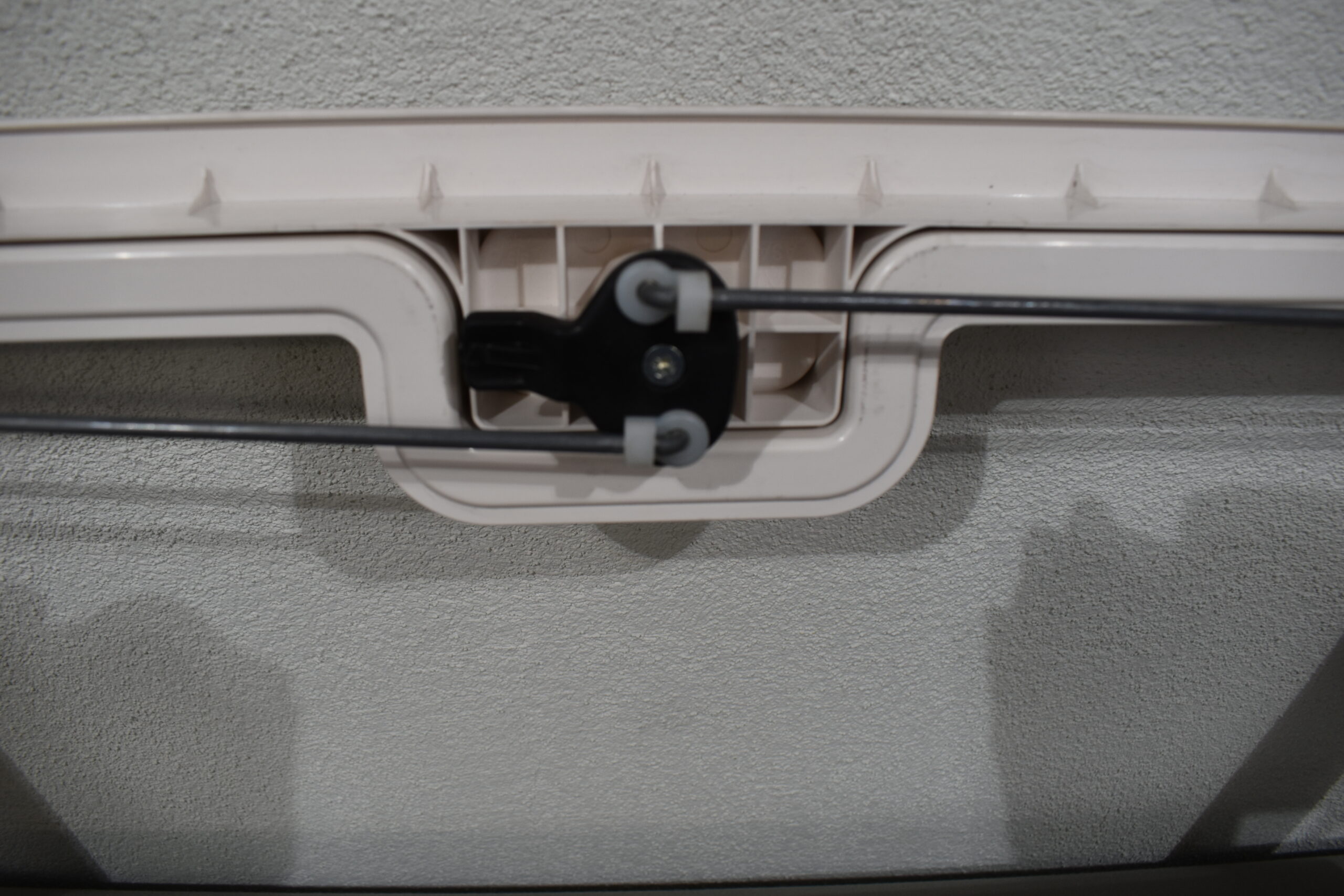 Klappenrahmen Kunststoff 345x735mm weiß