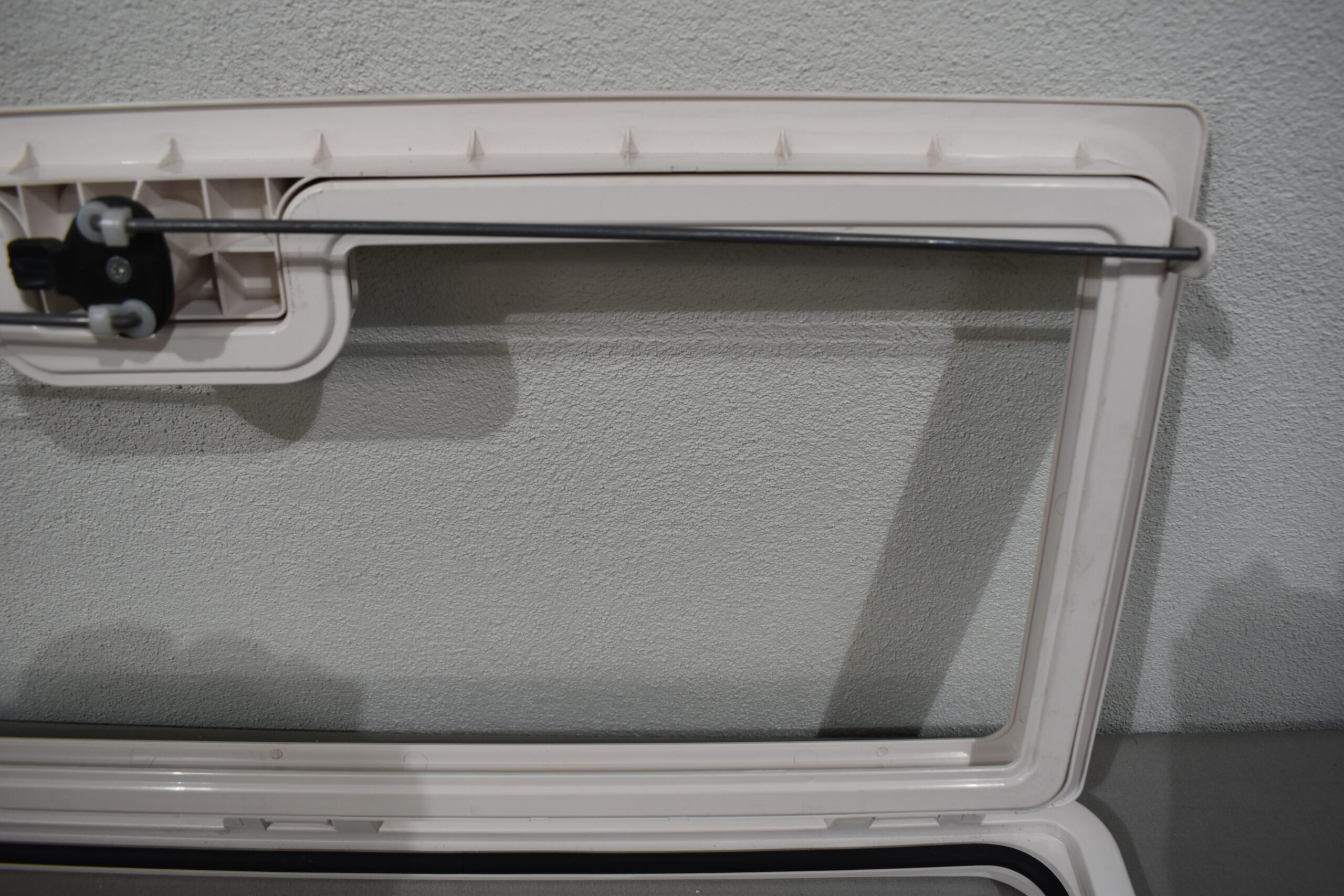 Klappenrahmen Kunststoff 345x735mm weiß