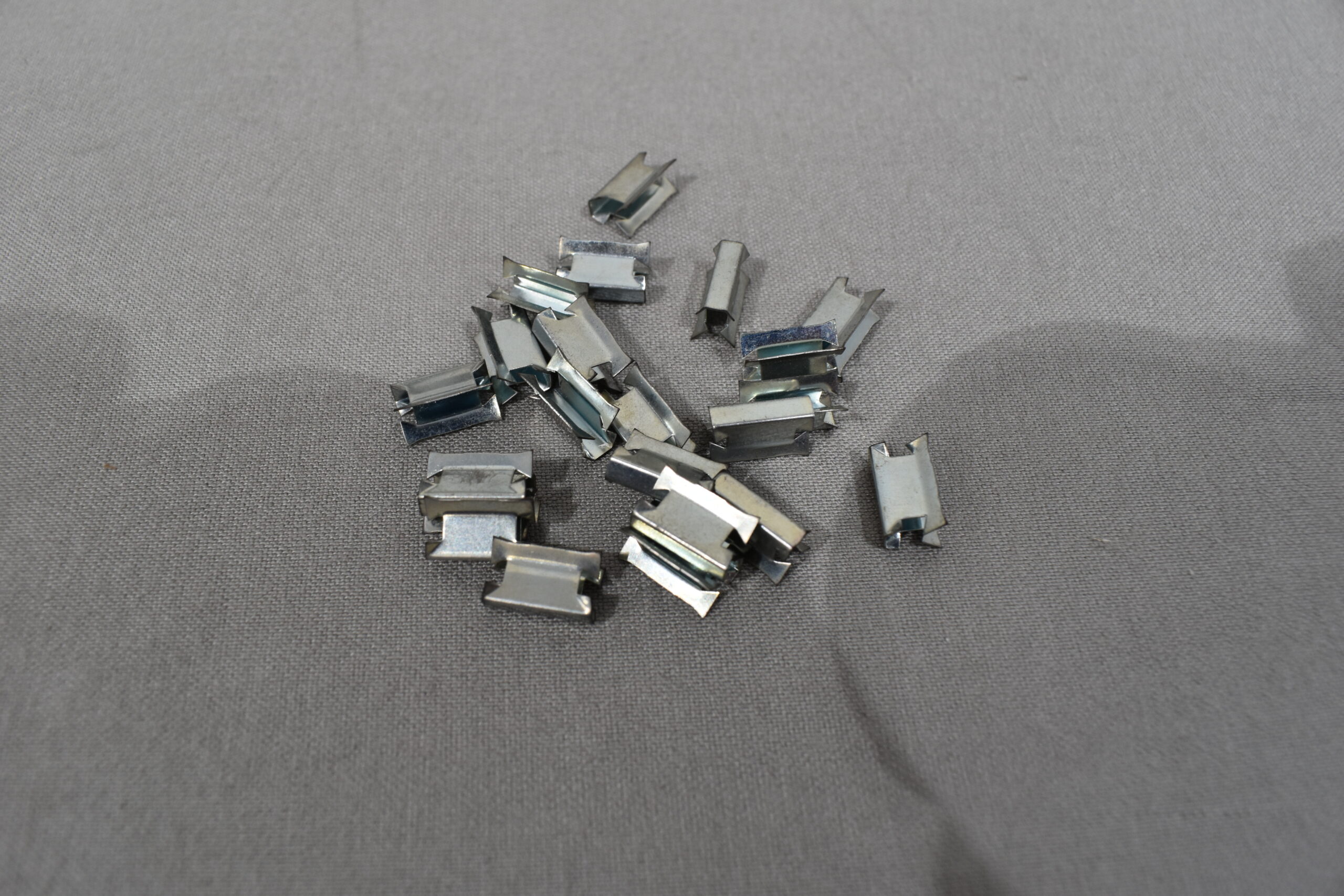 Klappenrahmen Kunststoff 345x735mm weiß