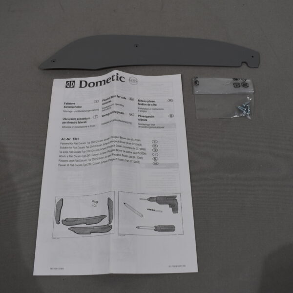 Dometic Faltrollo für Seitenscheibe links 770x700mm grau