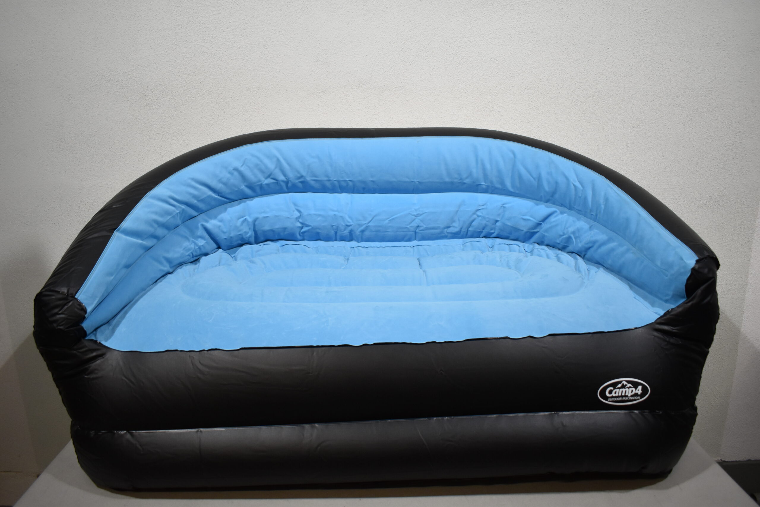 Camp 4 Relex Luftsofa Schwarz / Eisblau