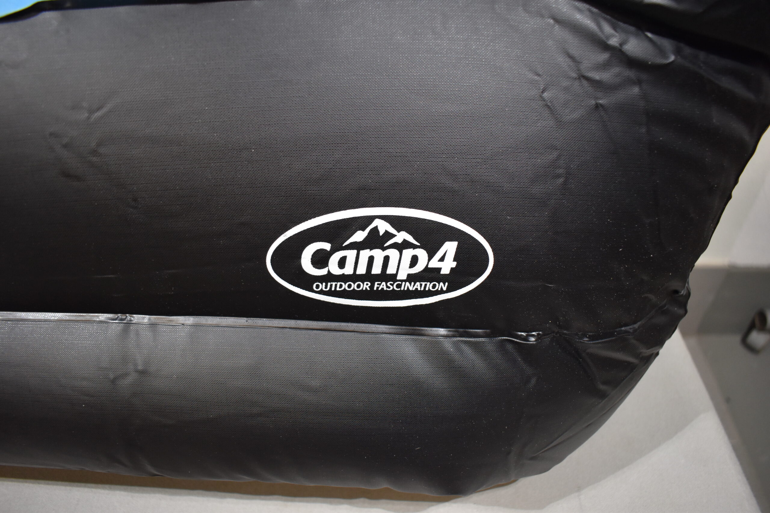 Camp 4 Relex Luftsofa Schwarz / Eisblau
