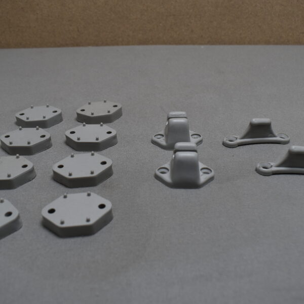 Türfeststeller grau 2er-Set; 8 Distanzplatten