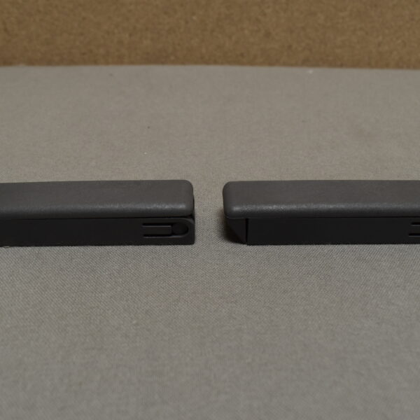 Klappenhalter dunkel grau 2er-Set