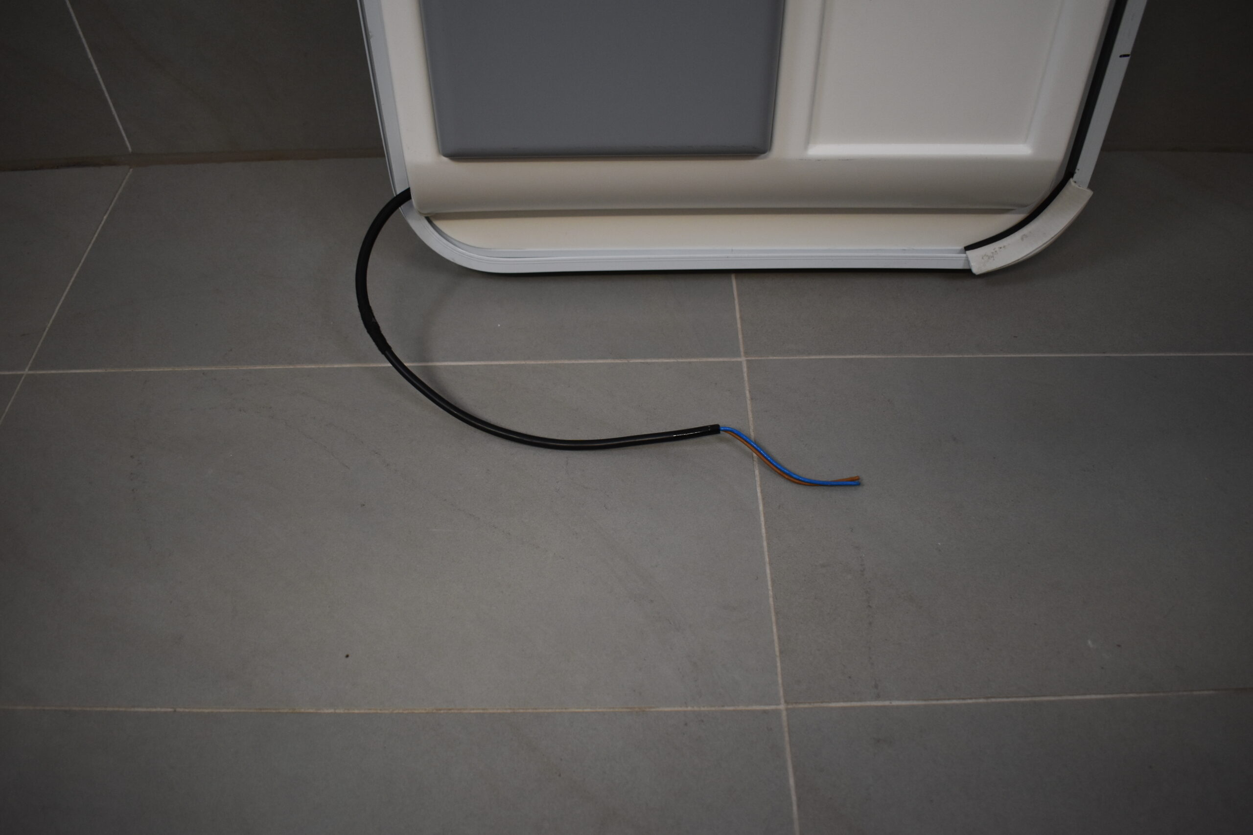 Wohnmobil Aufbautür 570x1800mm weiß