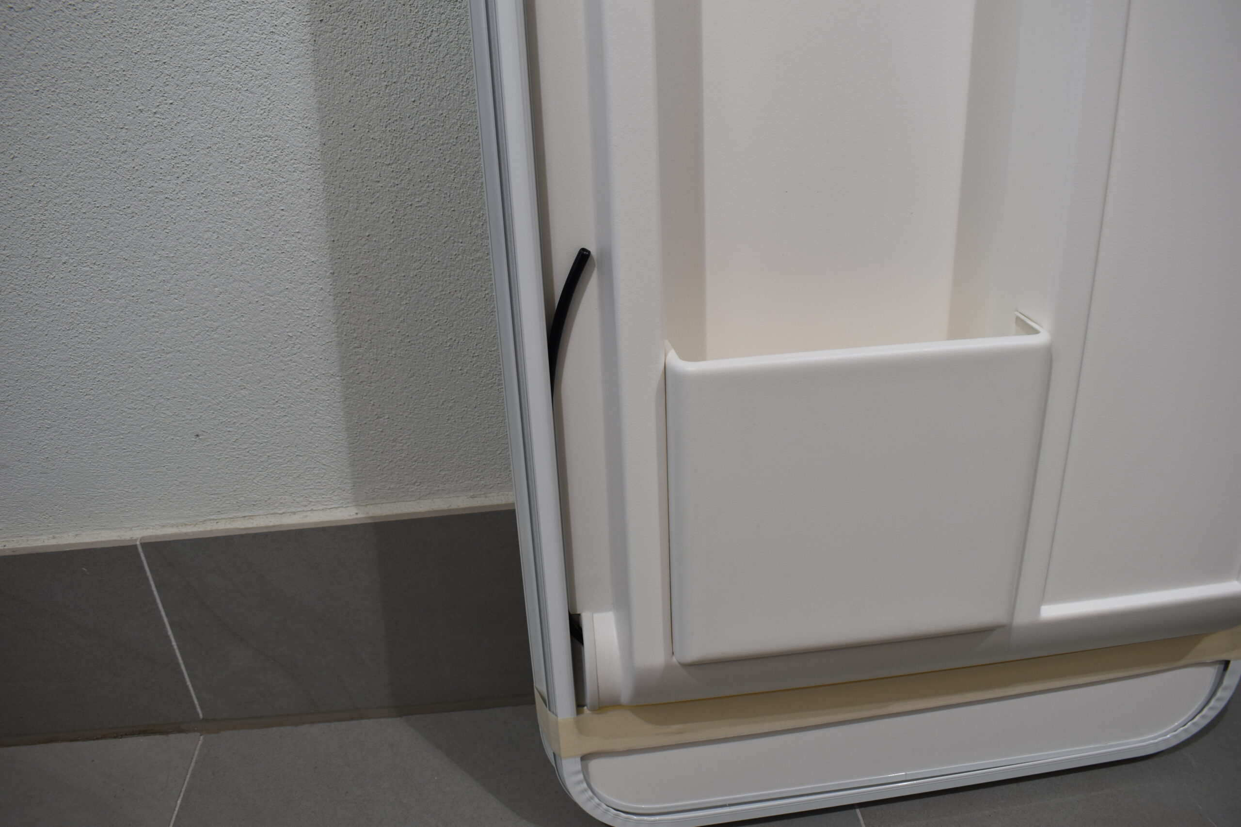 Tegos Wohnmobil Aufbautür 600x1920mm weiß