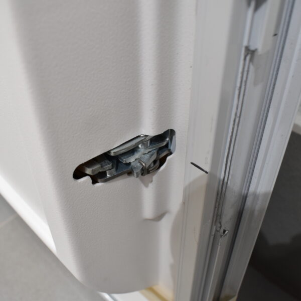 Tegos Wohnmobil Aufbautür 600x1920mm weiß