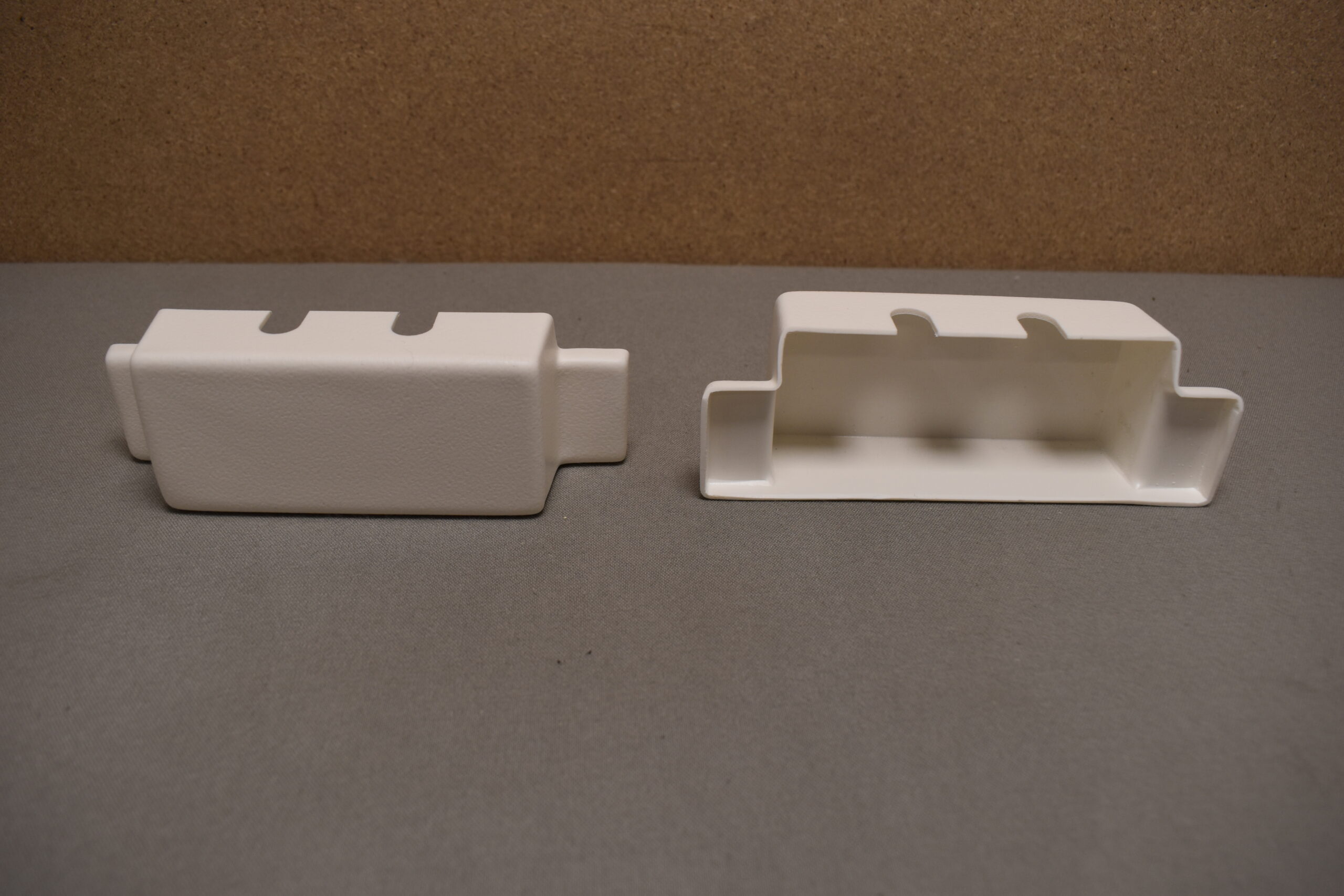 Tegos Wohnmobil Aufbautür 600x1920mm weiß