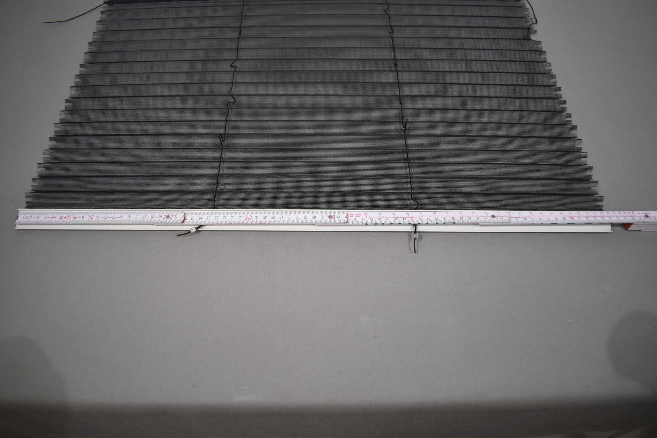 Plissee Fliegenschutz 760x600 schwarz