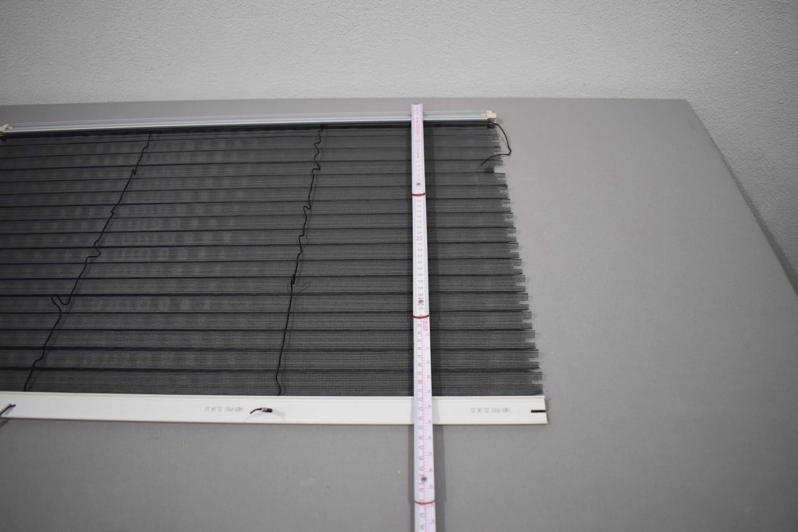 Plissee Fliegenschutz 760x600 schwarz