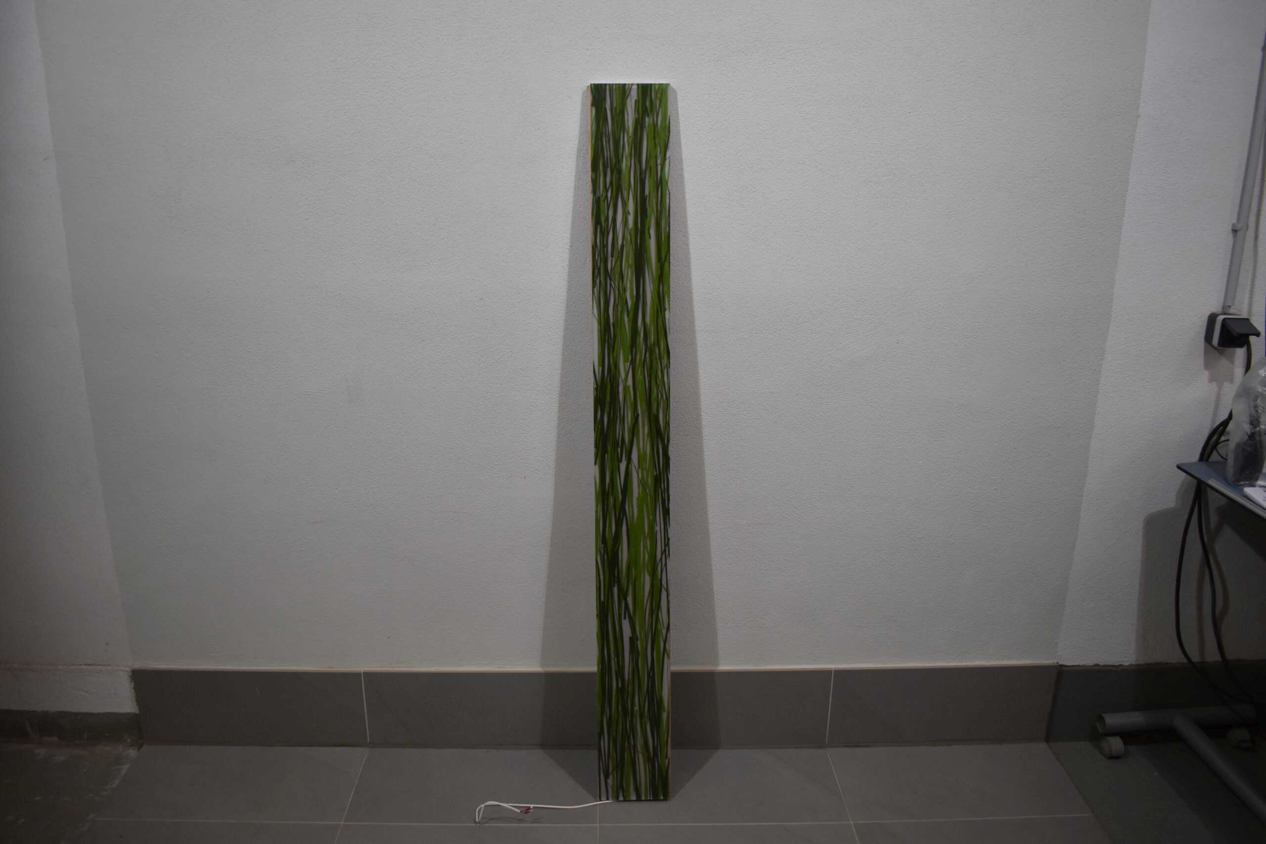 Panel in Grasoptik/Lampe 170x1655x25mm grün