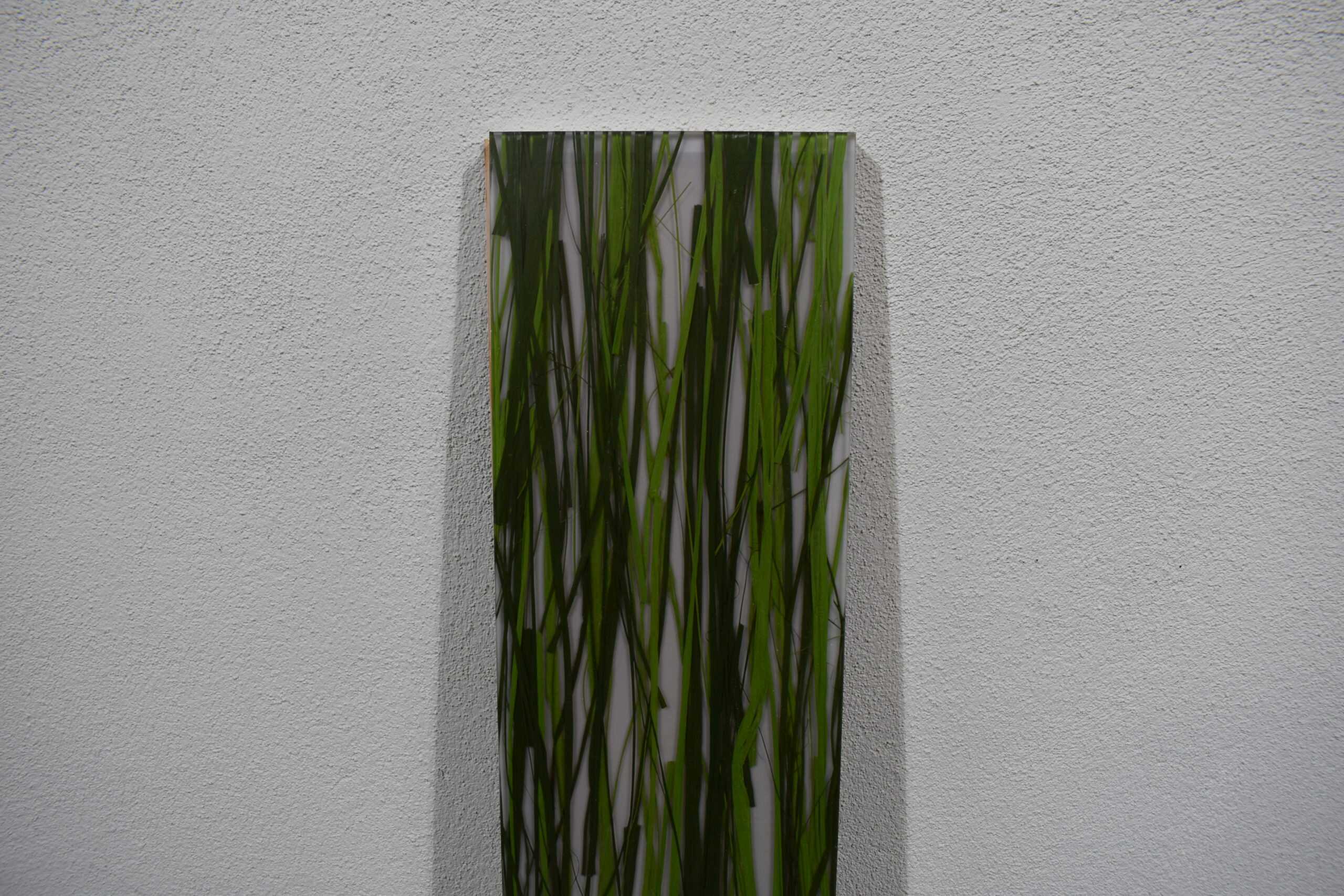 Panel in Grasoptik/Lampe 170x1655x25mm grün