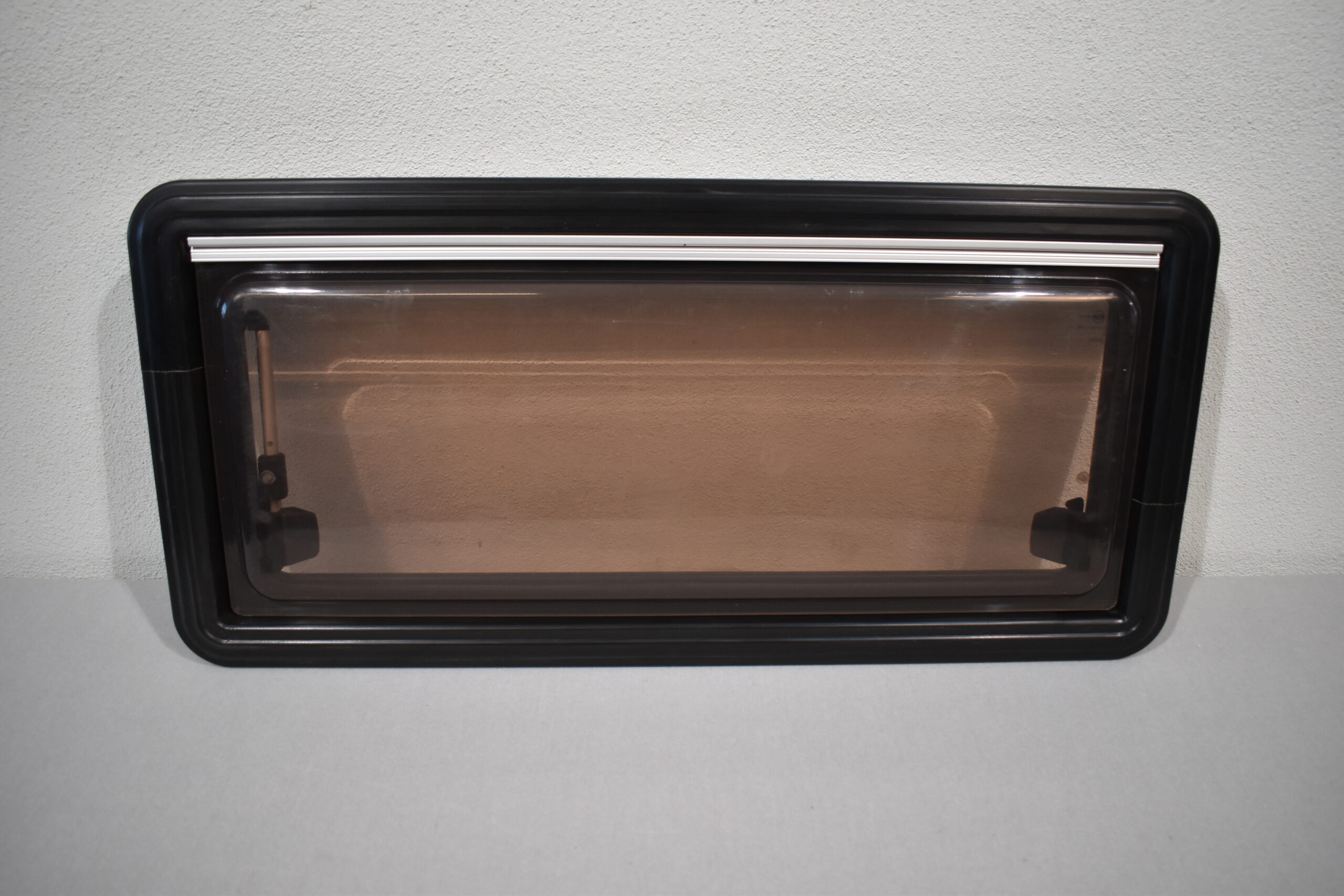 Seitz Ausstellfenster 720x330mm schwarz