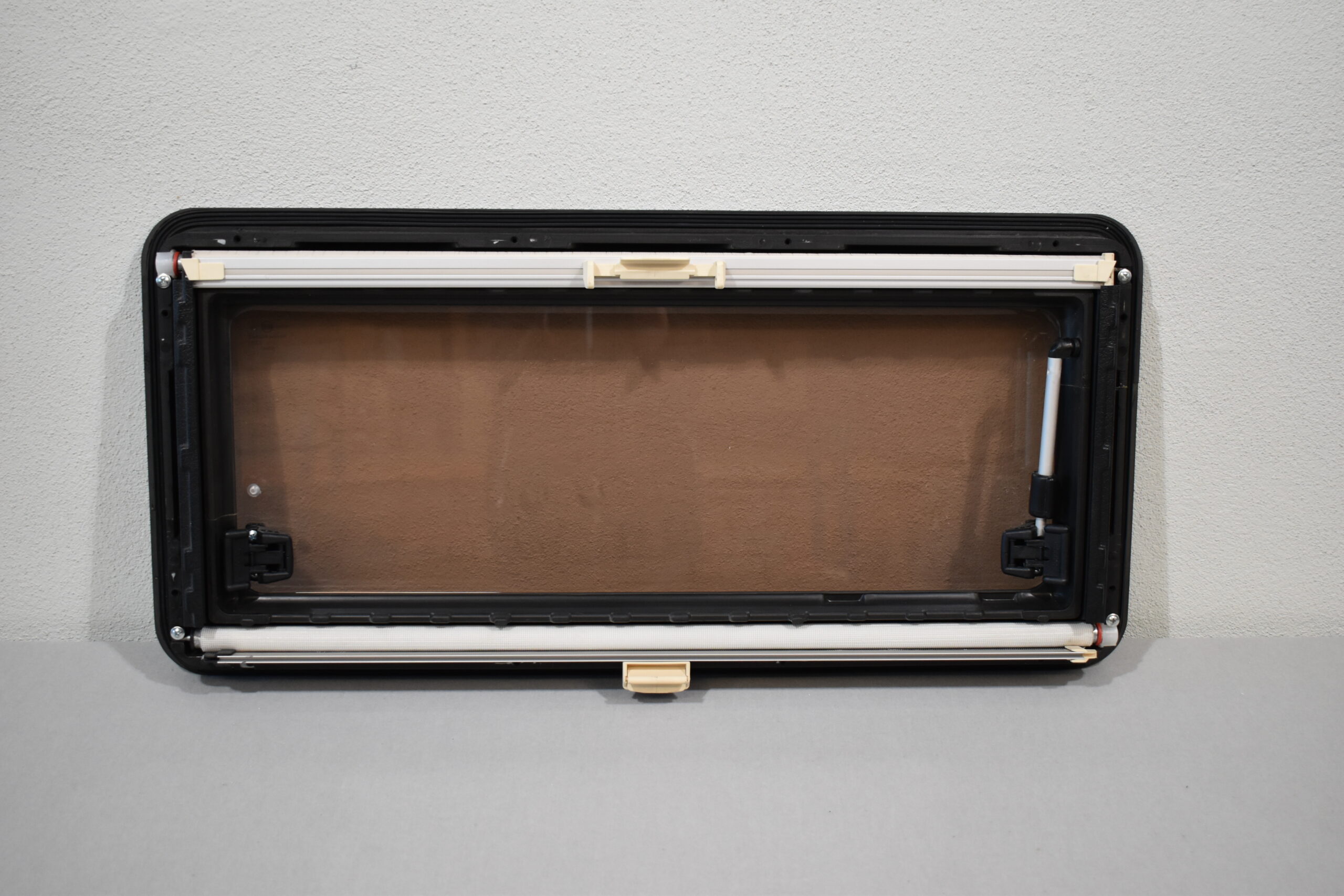 Seitz Ausstellfenster 720x330mm schwarz