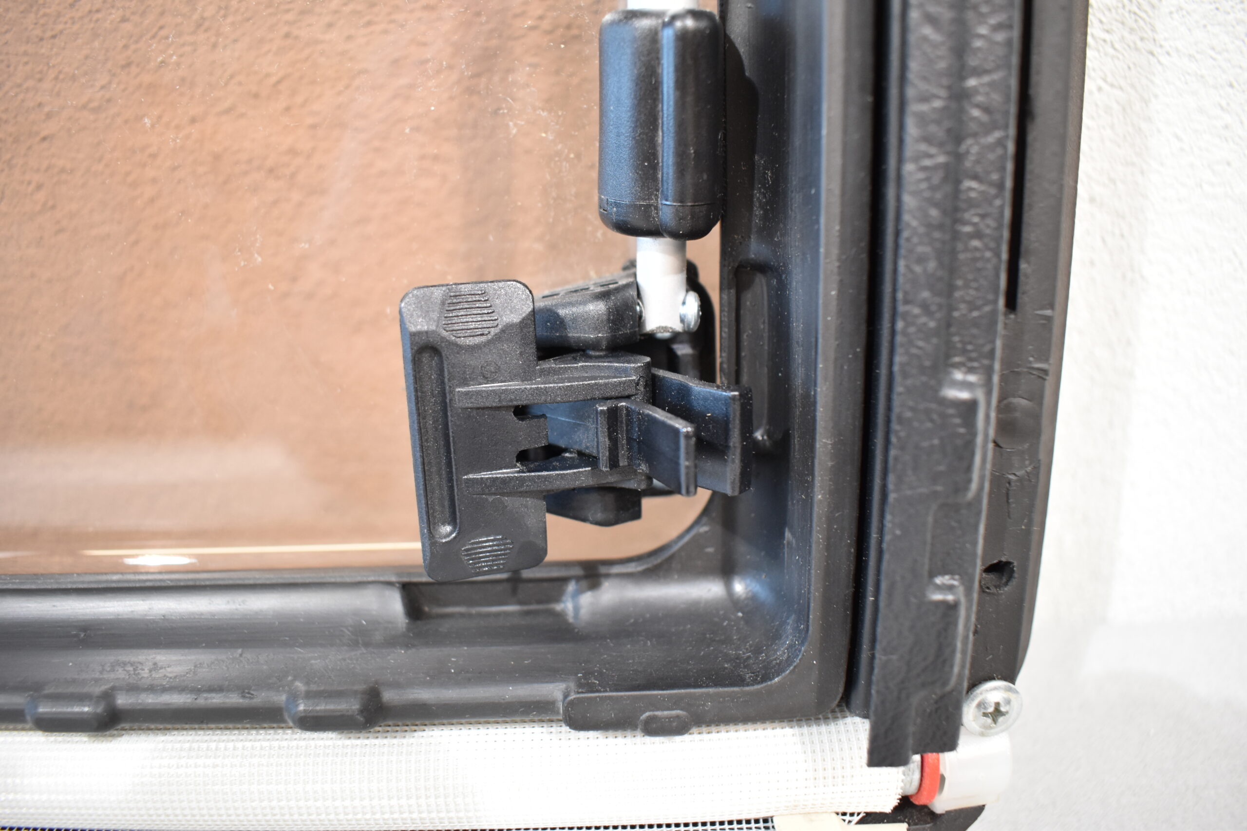 Seitz Ausstellfenster 720x330mm schwarz